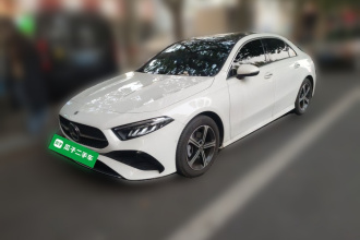 奔驰A级 2024款 改款 A 200 L 时尚型