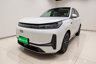 吉利银河 银河M9 2025款 230km 两驱探索版