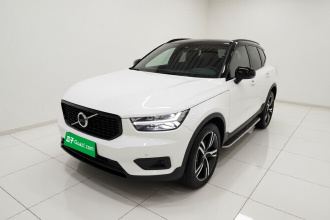 沃尔沃XC40 2020款 T4 四驱智远运动版