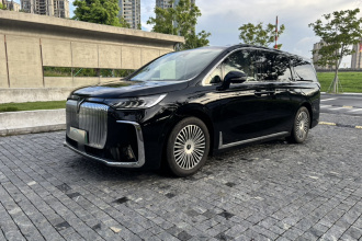 岚图汽车 岚图梦想家 2025款 PHEV 四驱卓越鲲鹏版