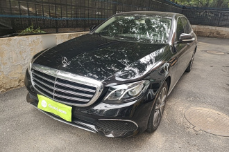 奔驰E级 2019款 E 200 L