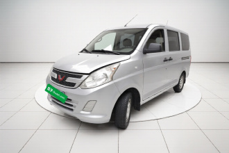 五菱汽车 五菱荣光V 2015款 1.2L实用型
