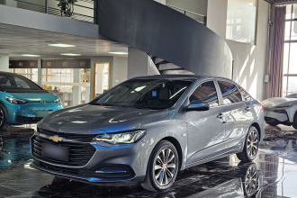 雪佛兰 科鲁泽 2022款 320 自动悦享天窗版