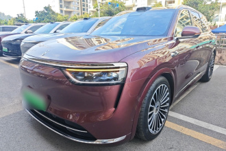 鸿蒙智行 问界M8 2025款 增程 Ultra版 53.4kWh 6座版 (192线激光雷达）