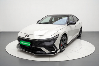 现代 伊兰特 2023款 1.5L CVT LUX尊贵版
