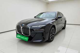 宝马7系 2023款 735Li M运动套装