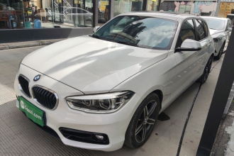 宝马1系(进口) 2018款 118i 运动设计套装