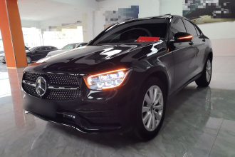 奔驰GLC轿跑 2020款 GLC 260 4MATIC 轿跑SUV