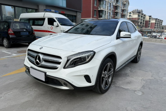奔驰GLA 2015款 GLA 220 4MATIC 豪华型