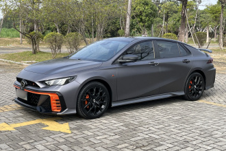 广汽传祺 影豹 2022款 270T DCT J16 R-style赛道版