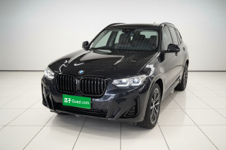 宝马X3 2023款 改款 xDrive30i 领先型 M曜夜套装