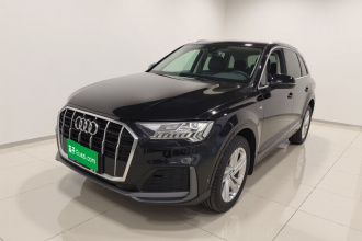 奥迪Q7 2023款 45 TFSI quattro S line运动型