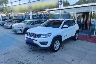Jeep 指南者 2017款 200T 自动家享版