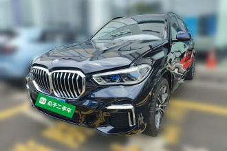 宝马X5 2022款 改款 xDrive 30Li 尊享型M运动套装