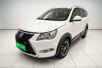 北汽威旺M60 2017款 1.5L 手动铂金版