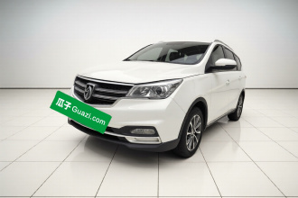 宝骏730 2021款 1.5L 手动时尚型 7座