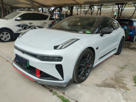 极氪001 FR 2023款 FR版 100kWh