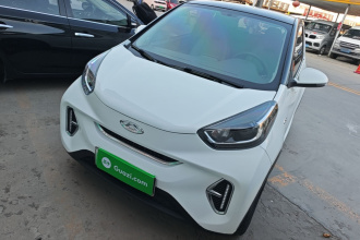 奇瑞QQ 小蚂蚁 2022款 改款 甜粉款 半糖版 三元锂 30.6kWh 30kW 301km