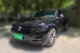 大众 途锐 2023款 3.0TSI 锐享版 经典运动套装