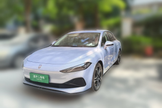 荣威D7 2023款 DMH 125km 超越版