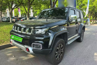 北京越野 北京BJ40 2024款 2.0T 城市猎人荣耀版
