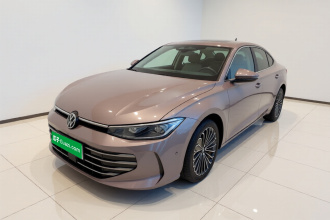 大众 帕萨特 2025款 Pro 380TSI 龙尊版