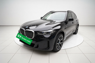宝马X5 2023款 xDrive 30Li 尊享型M运动曜夜套装
