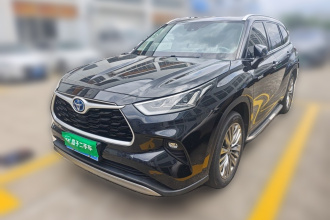 丰田 汉兰达 2022款 双擎 2.5L 四驱尊贵版 7座