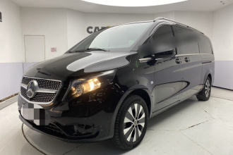 奔驰 威霆 2023款 2.0T 商务版 7座