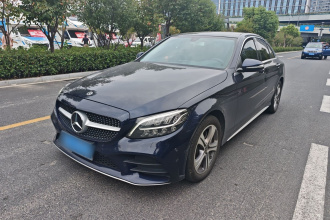 奔驰C级 2020款 C 260 L 运动版
