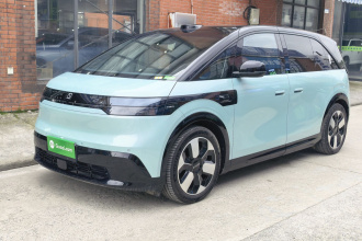 极氪MIX 2025款 智驾版