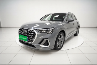 奥迪Q3 2024款 40 TFSI 时尚动感型