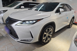 雷克萨斯RX 2020款 改款 300 四驱典雅版