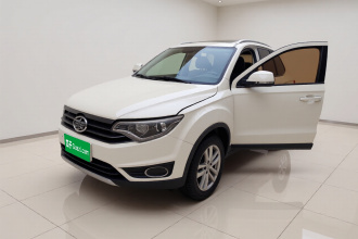 一汽 森雅R7 2017款 1.6L 手动豪华型