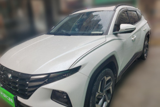 现代 2023款 途胜L 1.5T 自动两驱DLX豪华版