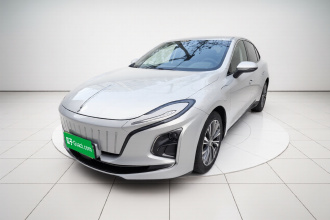 红旗E-QM5 2022款 431km 充电乐享版