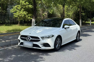 奔驰A级 2021款 改款 A 180 L 运动轿车