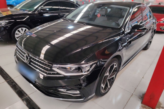 大众 迈腾 2023款 200万辆纪念版 330TSI DSG豪华型