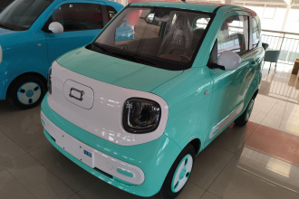 奔腾小马 2026款 222km 炫彩马