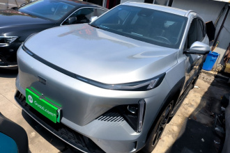 吉利银河 银河L7 2024款 1.5T 115km PLUS  龙腾版