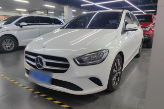 奔驰B级 2021款 B 180 时尚型