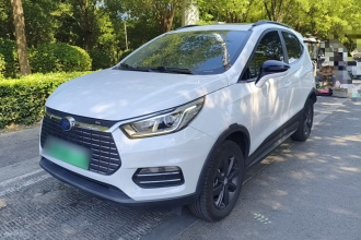 比亚迪 元新能源 2018款 EV360 智联炫酷型