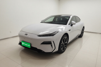 吉利银河 银河E8 2025款 700km 远航智驾版