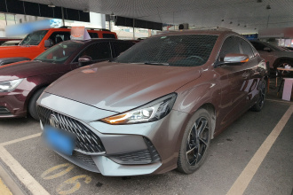 名爵 MG5 2021款 改款 300TGI DCT青奢旗舰版