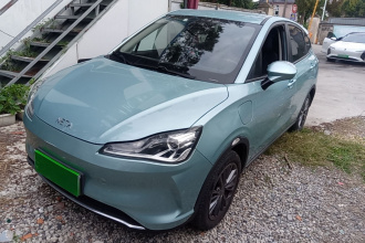哪吒汽车 哪吒V 2022款 潮 300 Lite 磷酸铁锂