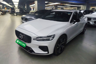 沃尔沃S60 2022款 B4 智远运动版