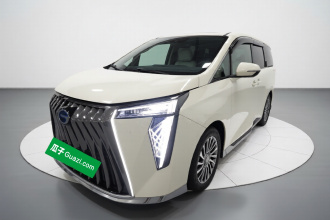 广汽传祺 传祺M8 2023款 宗师系列 双擎 御尊版