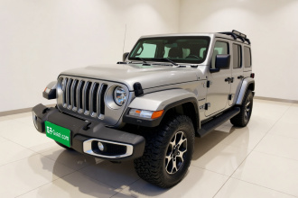 Jeep 牧马人 2019款 2.0T Sahara 四门版 国VI