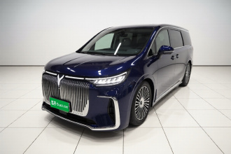 岚图汽车 岚图梦想家 2025款 PHEV 四驱旗舰鲲鹏版
