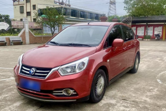 启辰R50 2016款 1.6L 自动精英版